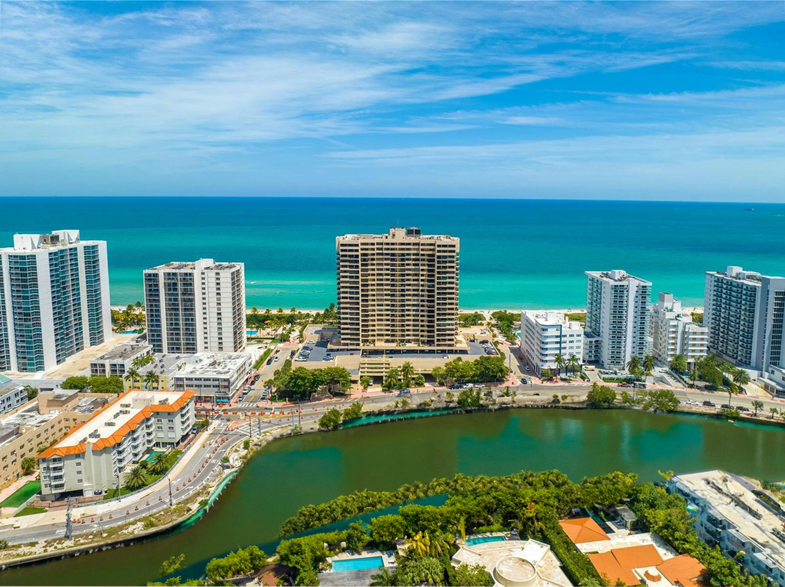 Club Atlantis, 2555 Collins Avenue, photo 2 of 2