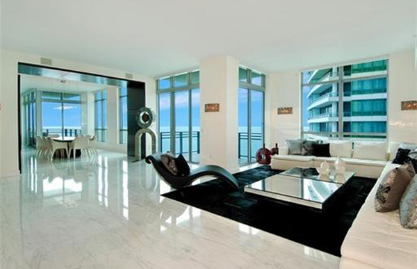 Diplomat Ocean Residences, 3535 S Ocean Drive, photo 2 of 4