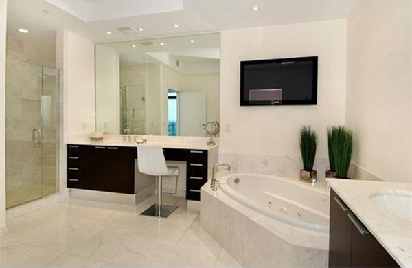 Diplomat Ocean Residences, 3535 S Ocean Drive, photo 4 of 4