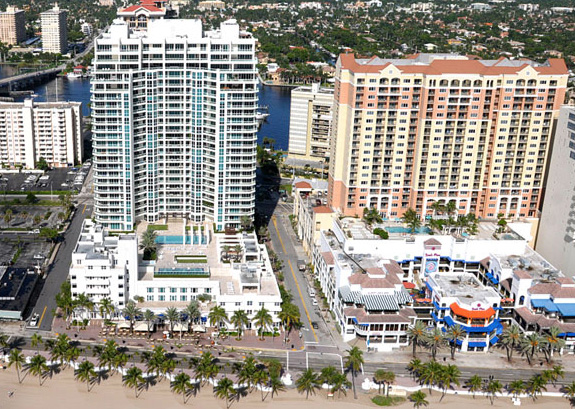 Las Olas Beach Club