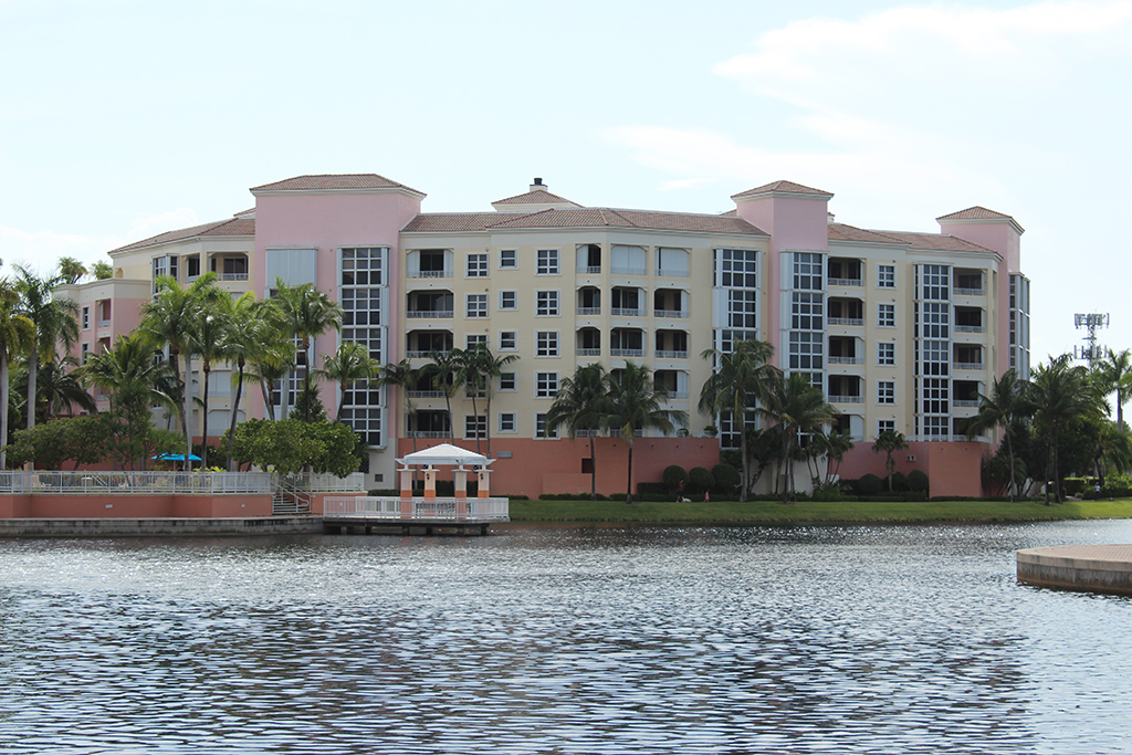 Ocean Club Lake Villa 3, 739 and 749 Crandon Blvd, photo 2 of 2