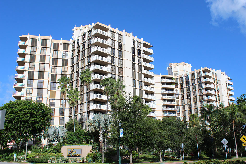 Towers of Key Biscayne Tower 1, 1111 Crandon Blvd, photo 3 of 3