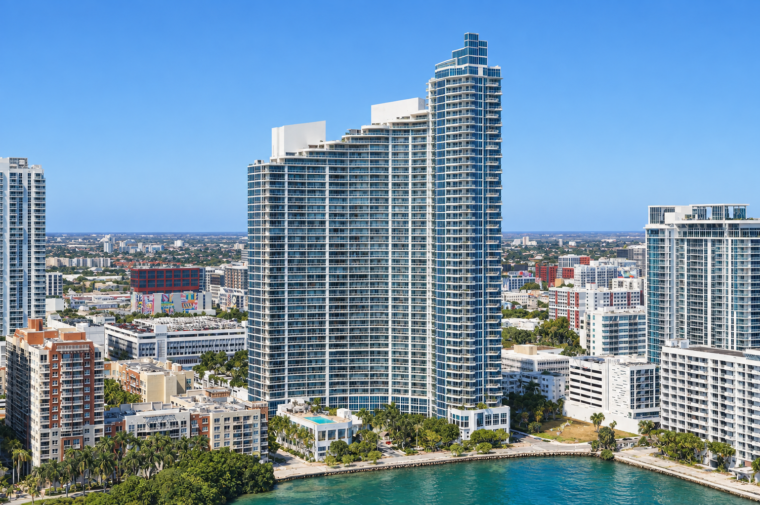 Paramount Bay